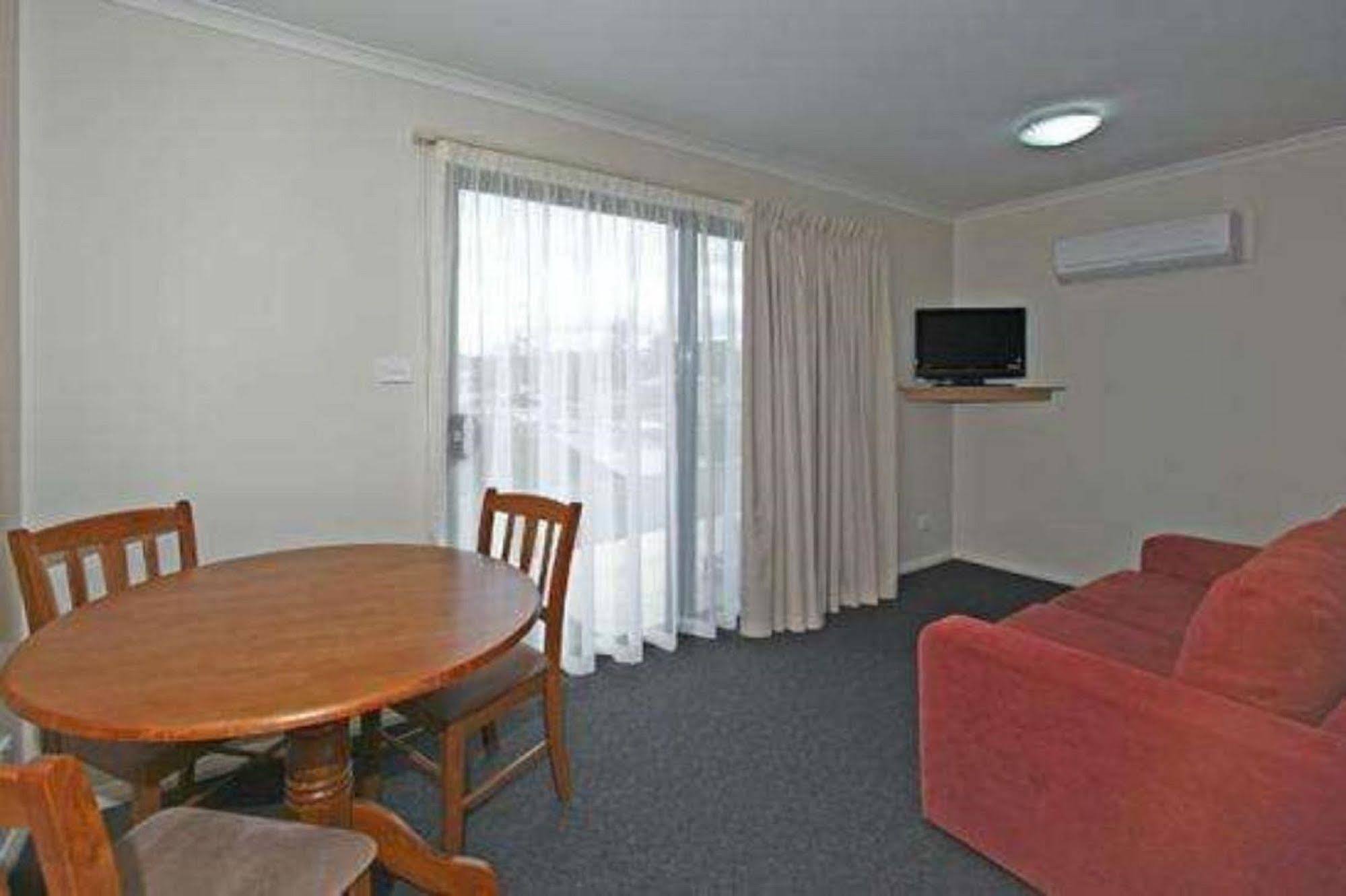 Hotel Big4 Hobart Airport Tourist Park à Cambridge Extérieur photo